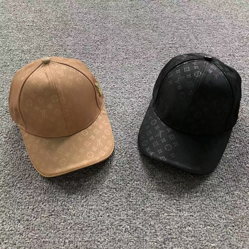 L HAT 435