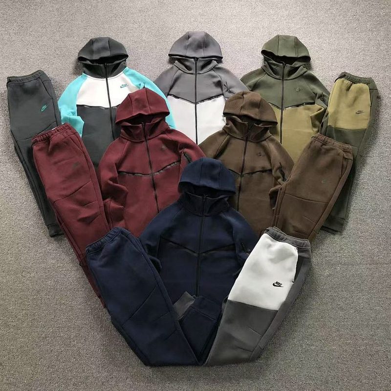 NIKE HOODIE TROUSERS 494