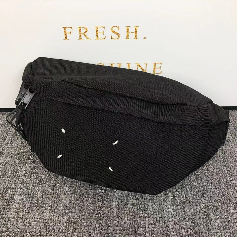 MAISON MARGIELA BAG 518