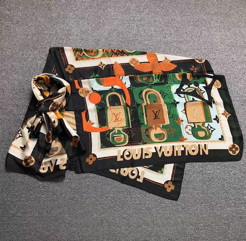 L SCARF 543