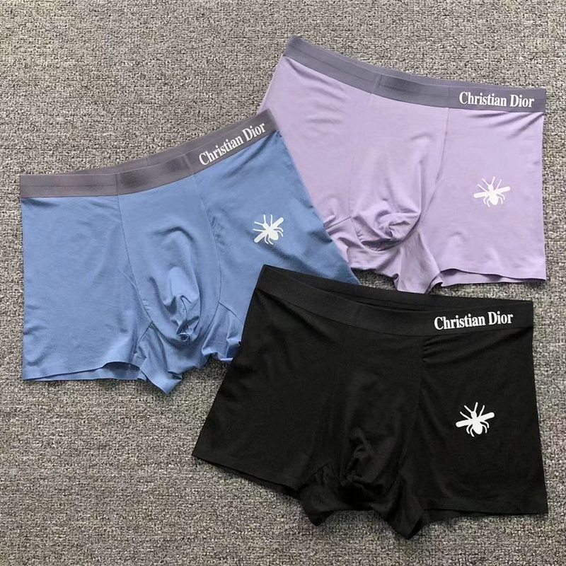 DO UNDERWEAR 547