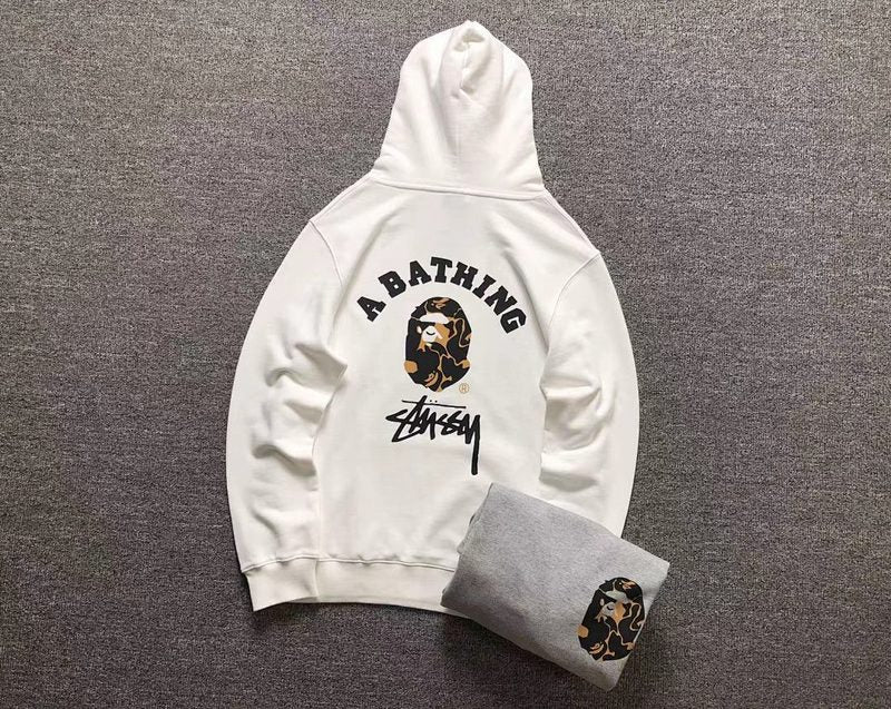STUSSY X BAPE HOODIE 551