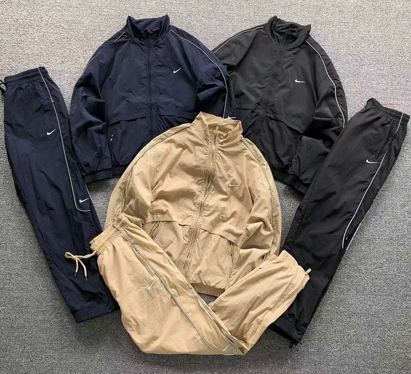 NIKE TRENCH COAT TROUSERS 576
