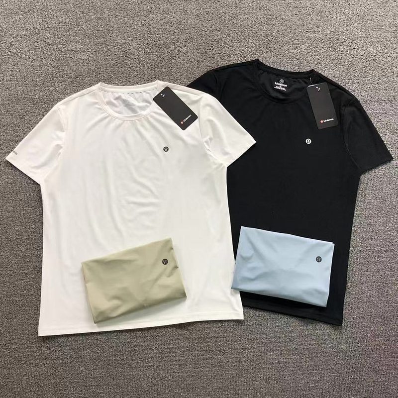 LULULEMON T-SHIRT 583