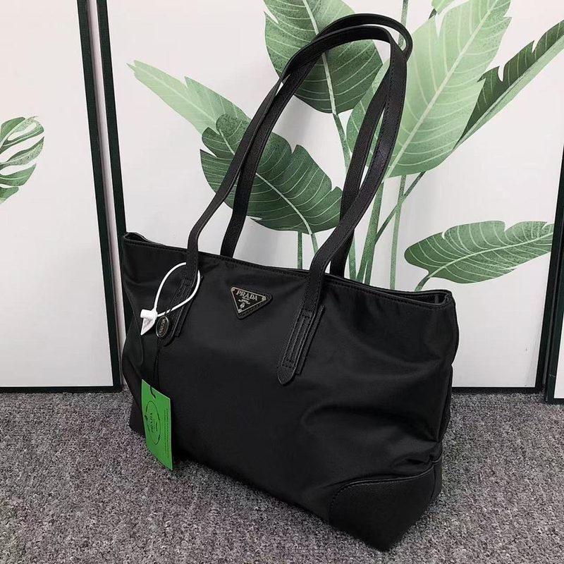 PAA BAG 584