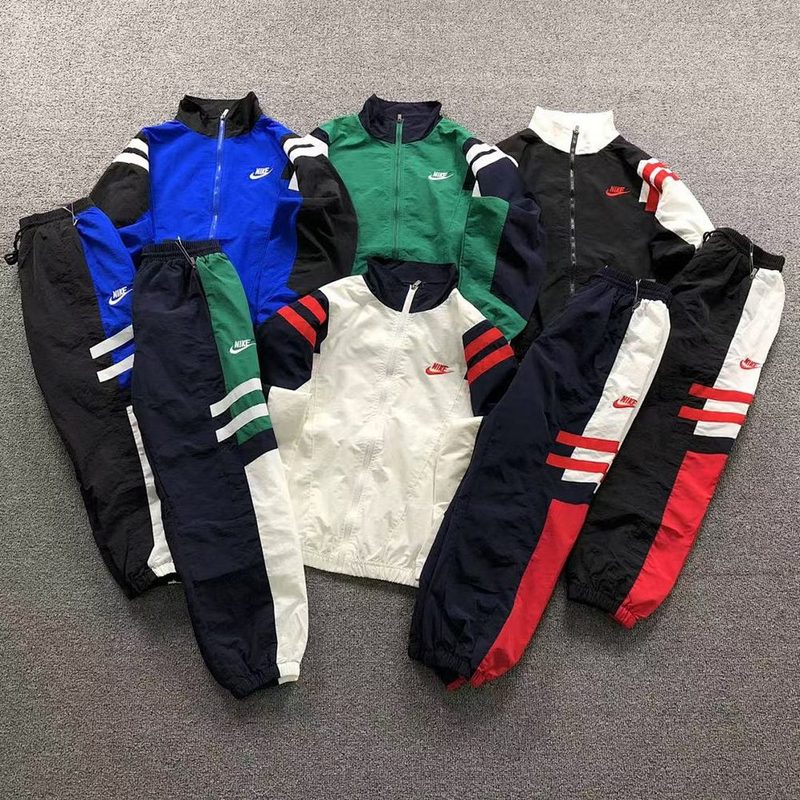 NIKE JACKET TROUSERS 588