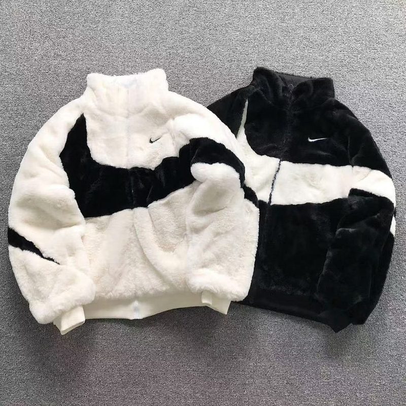 NIKE FLEECE JACKET 642