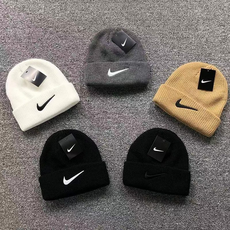 NIKE HAT 684