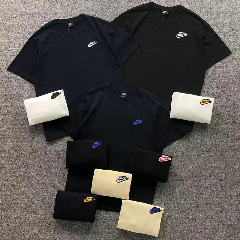 NIKE T-SHIRT 688