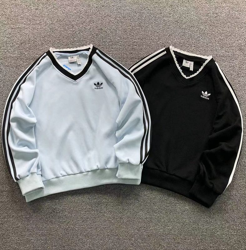 ADIDAS HOODIE FEMAIE STYIE 738