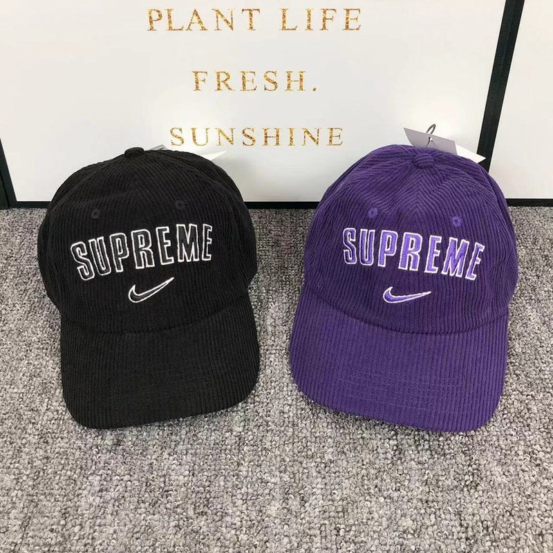 NIKE SUPREME HAT 739
