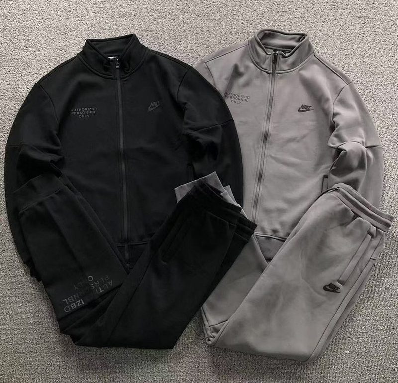 NIKE HOODIE TROUSERS 781