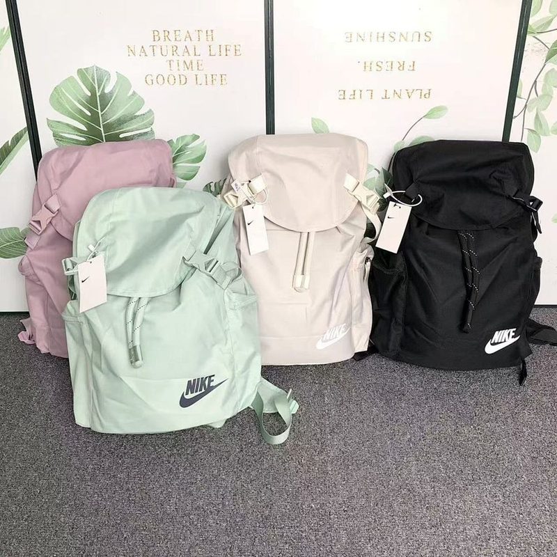 NIKE BAG 810