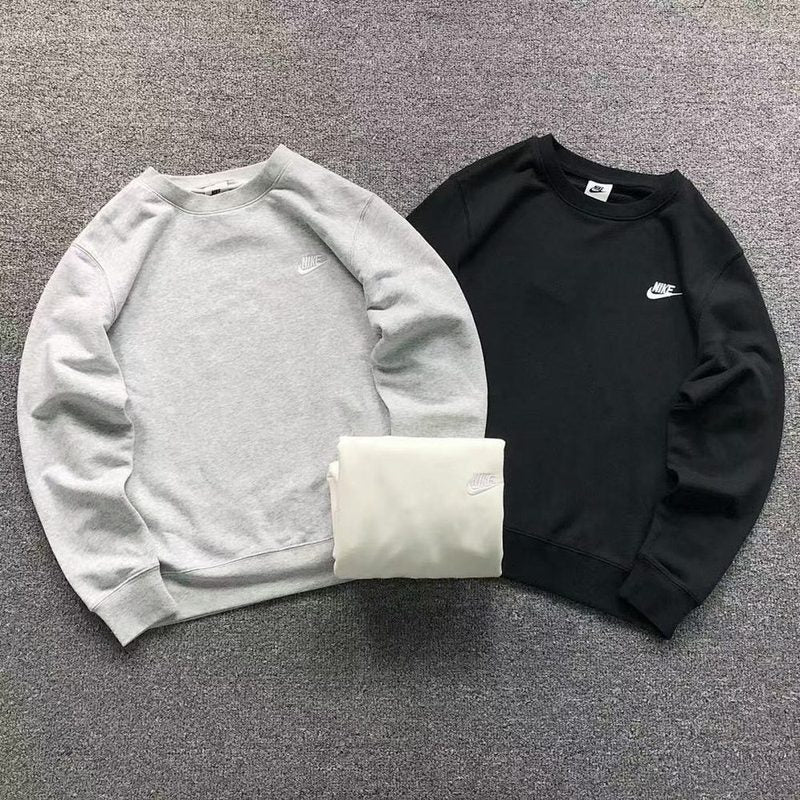 NIKE HOODIE 821