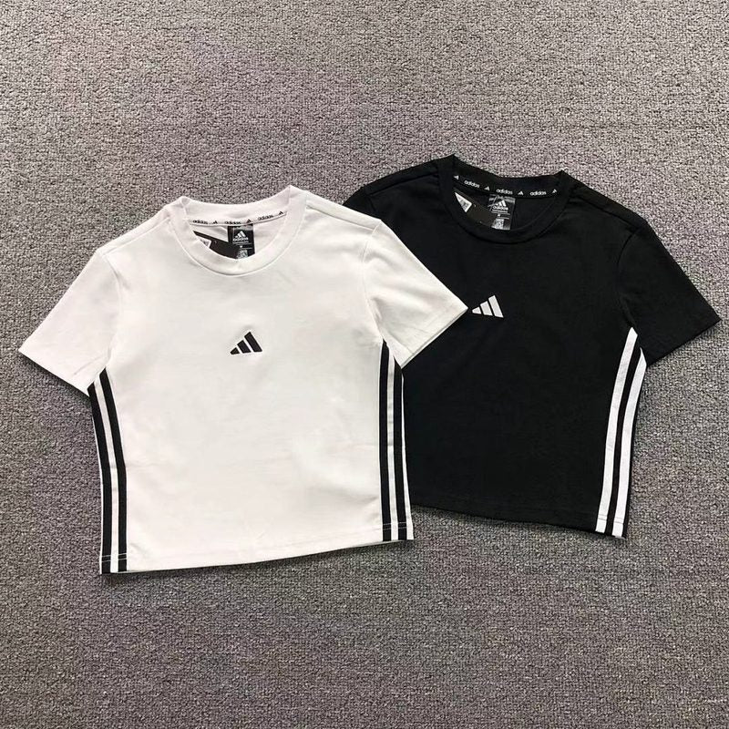 ADIDAS FEMAIE STYIE T-SHIRT 829