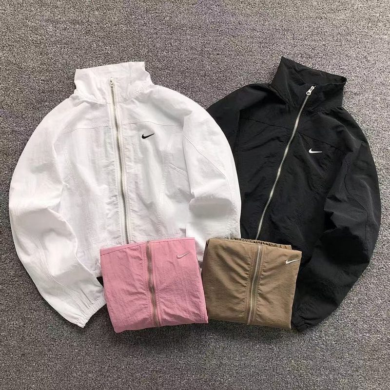 NIKE JACKET FEMAIE STYIE 940
