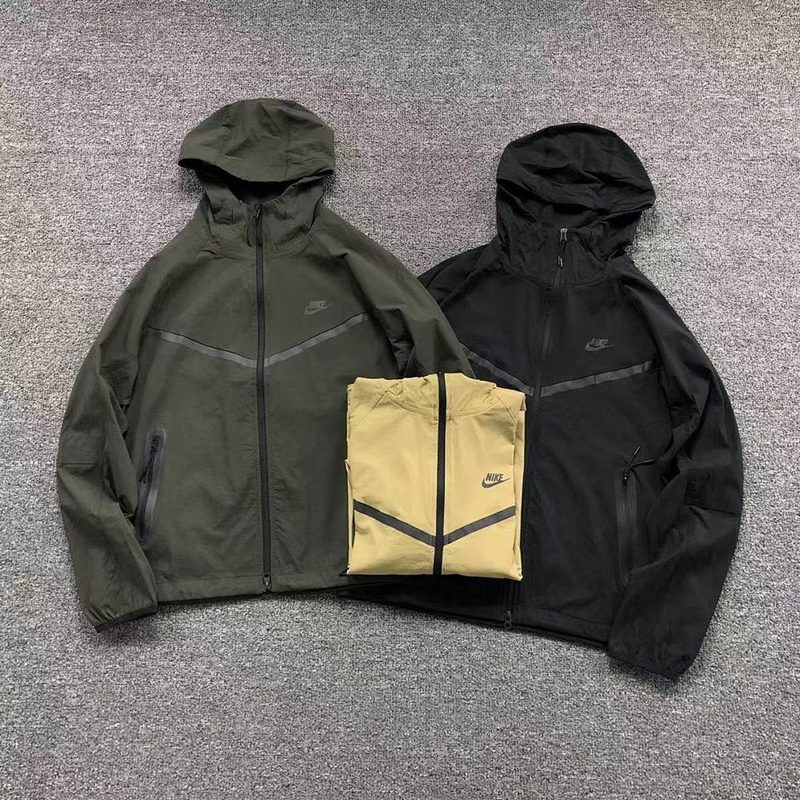 NIKE JACKET 941