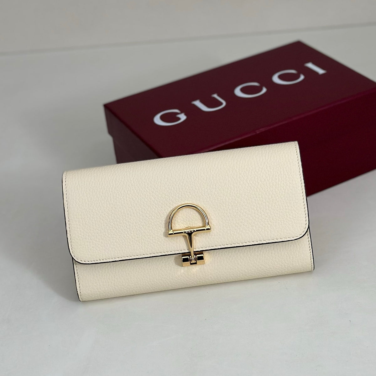 BAG #1002