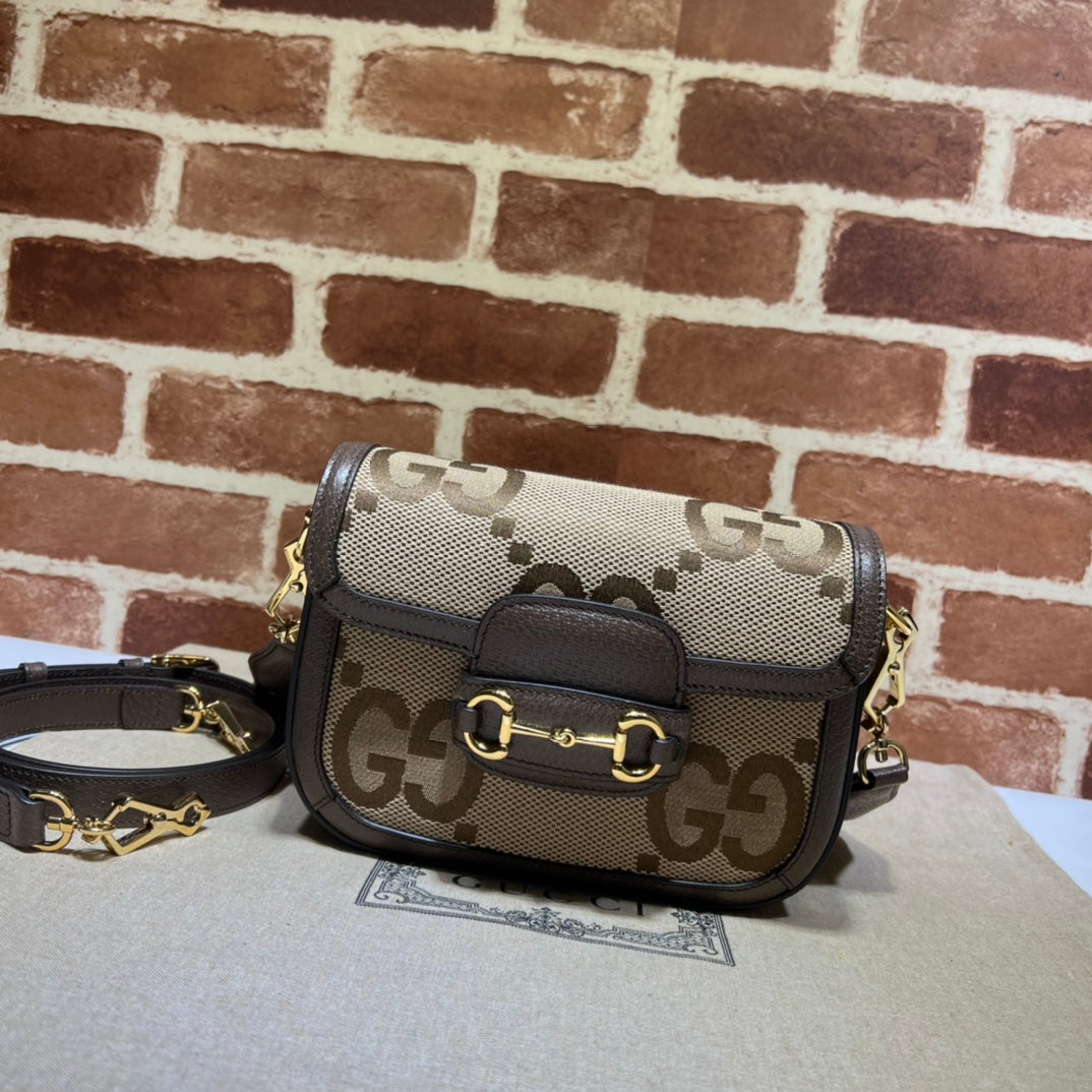 BAG #1031