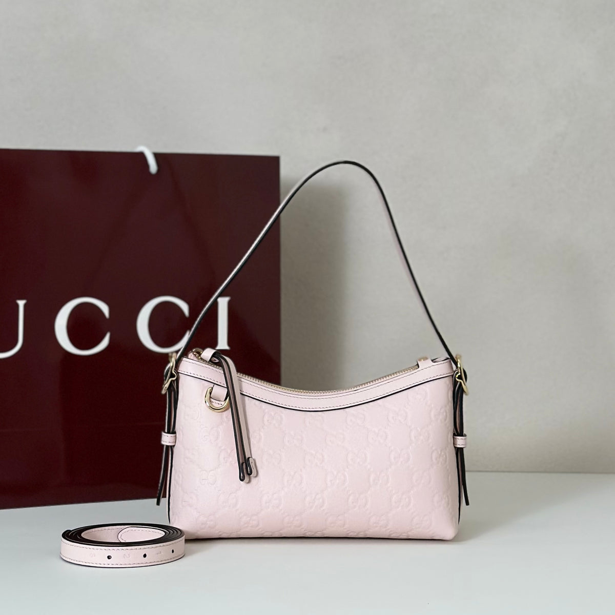 BAG #1232