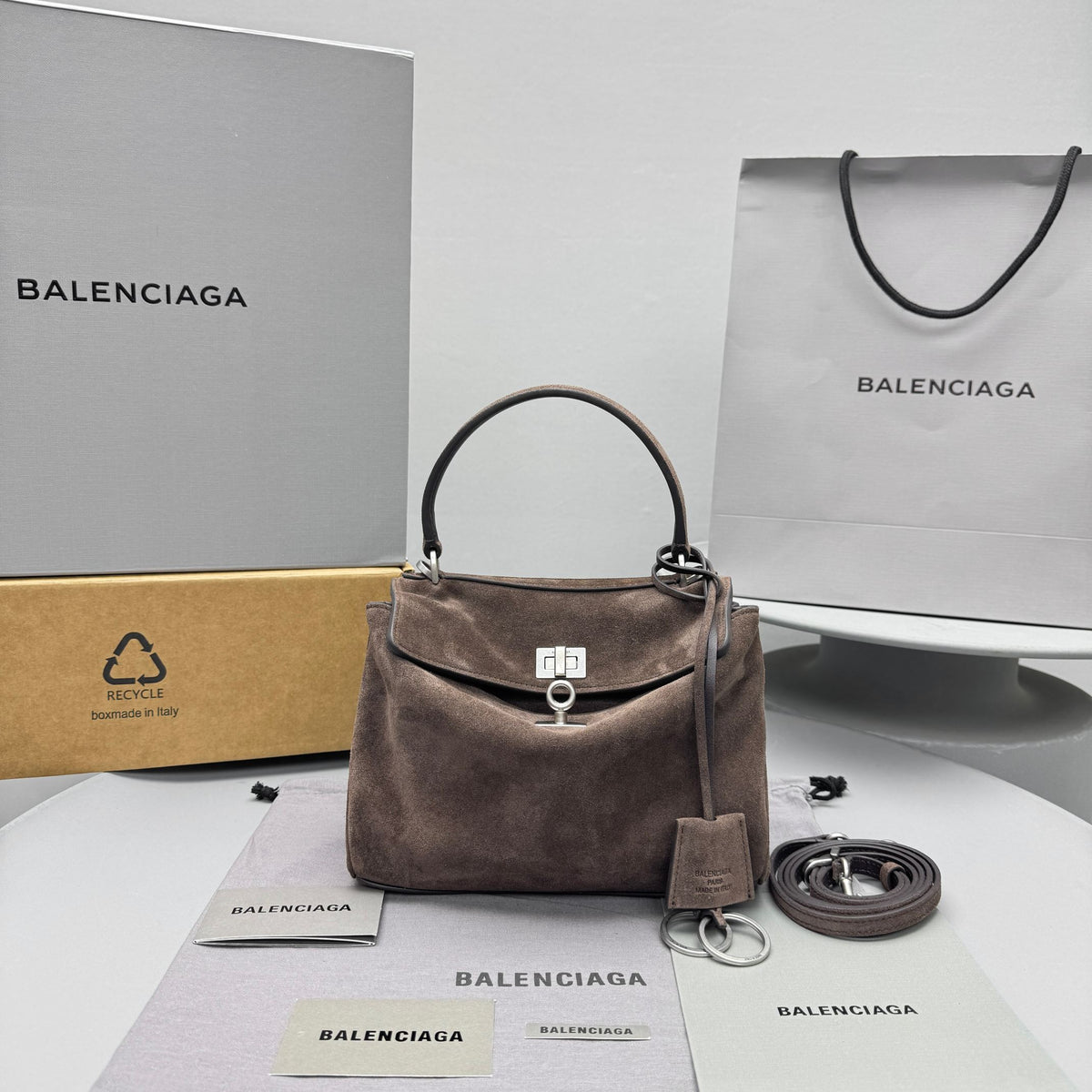 BAG #1302