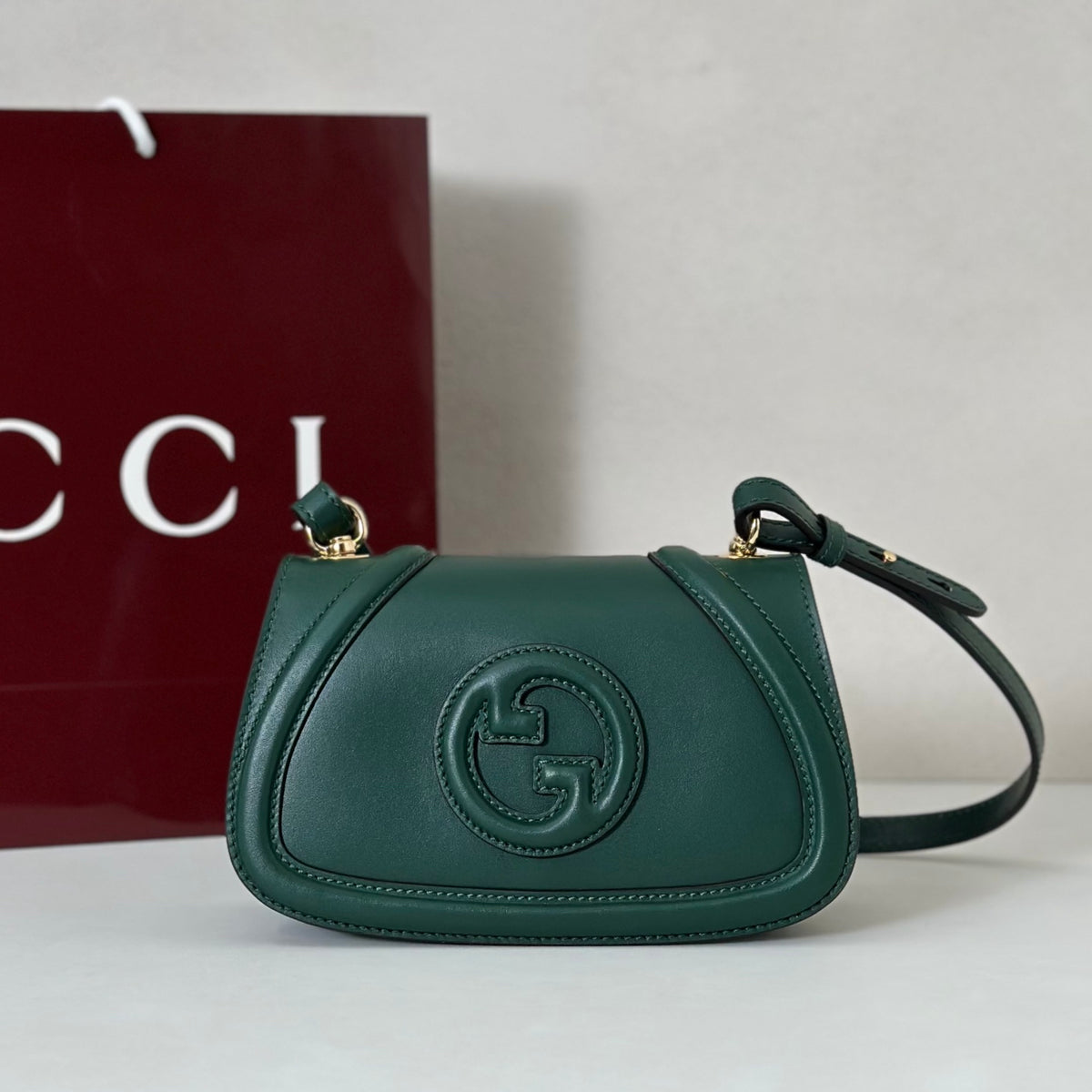 BAG #1438
