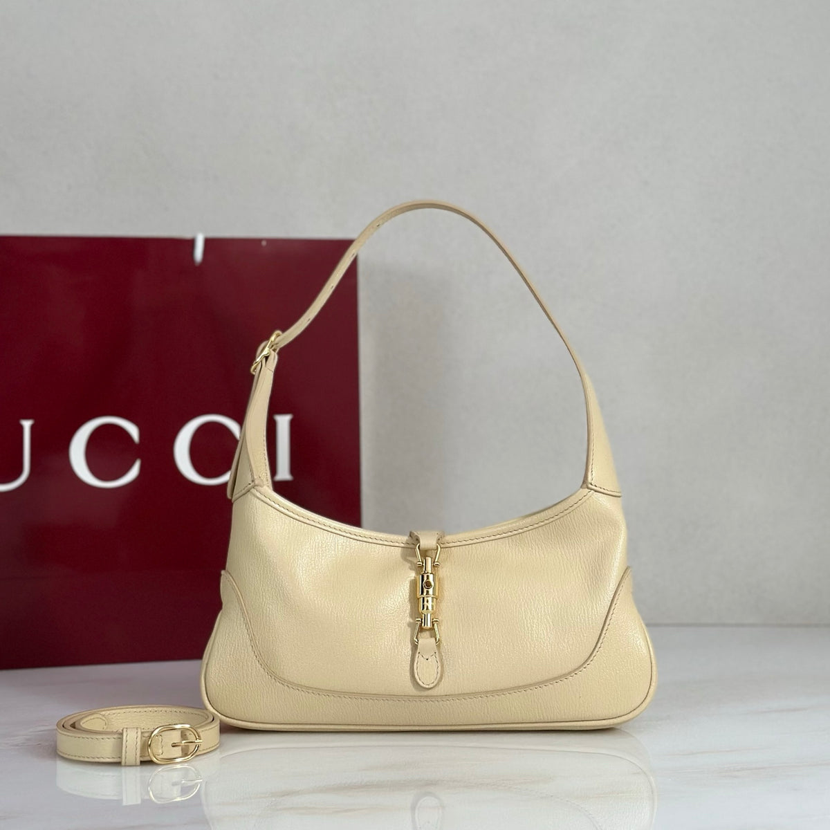 BAG #1518