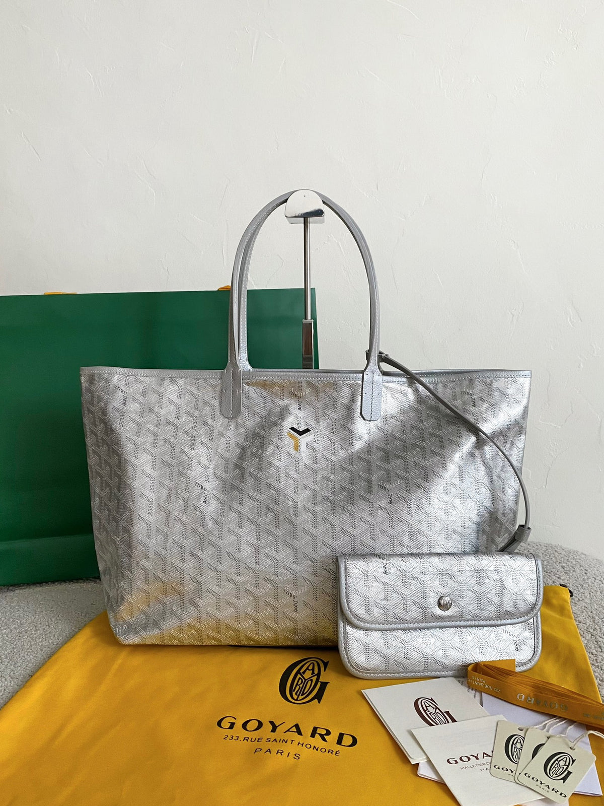 BAG #1561