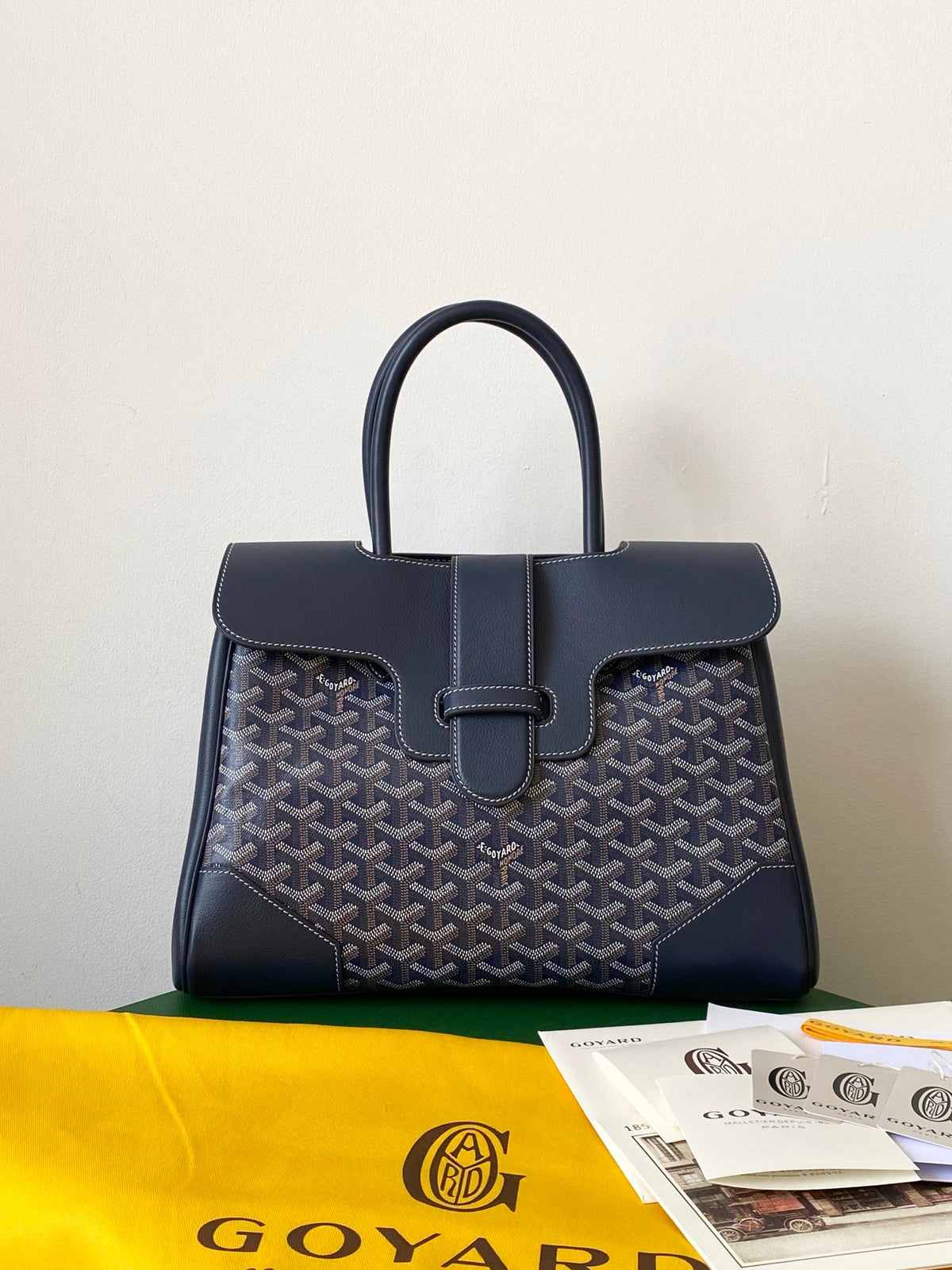 BAG #1563
