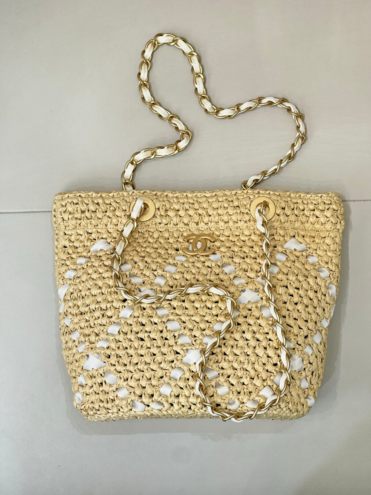 BAG #1686