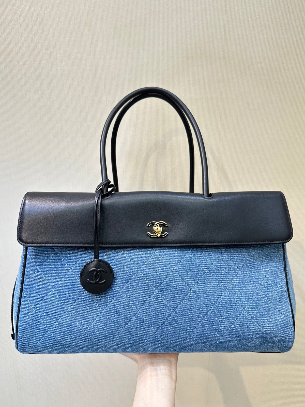 BAG #1702