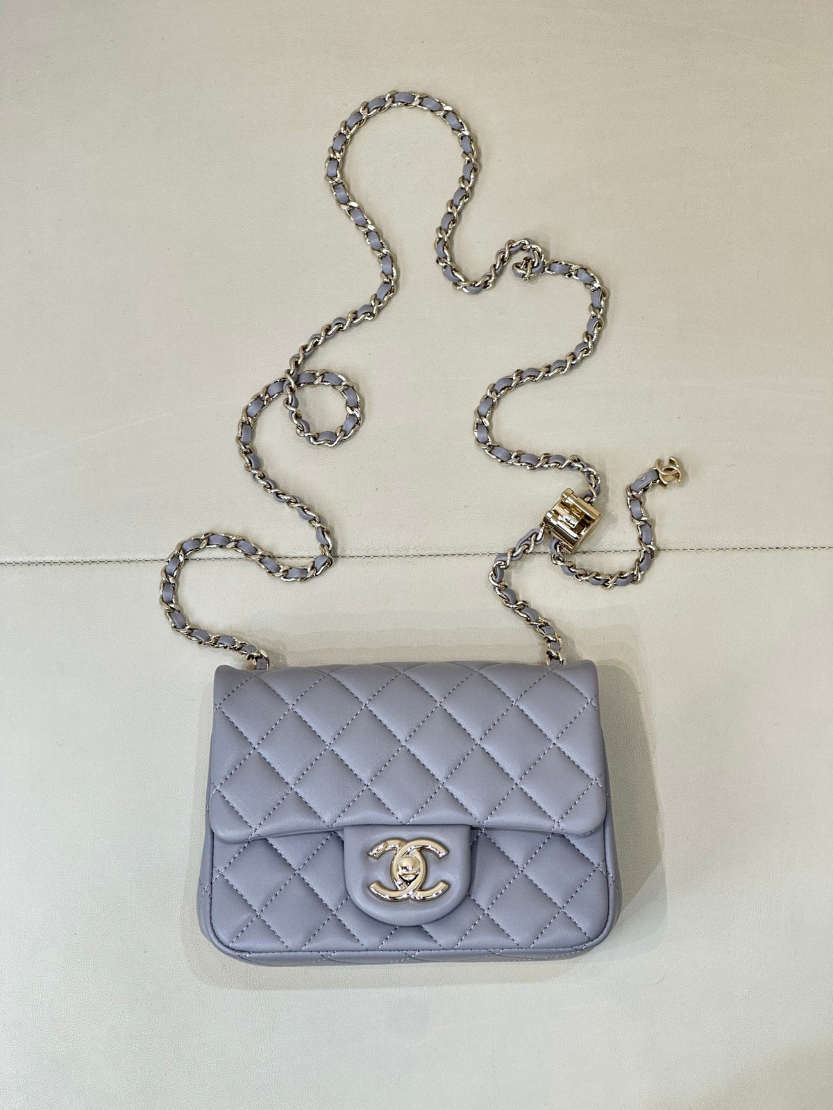 BAG #1720