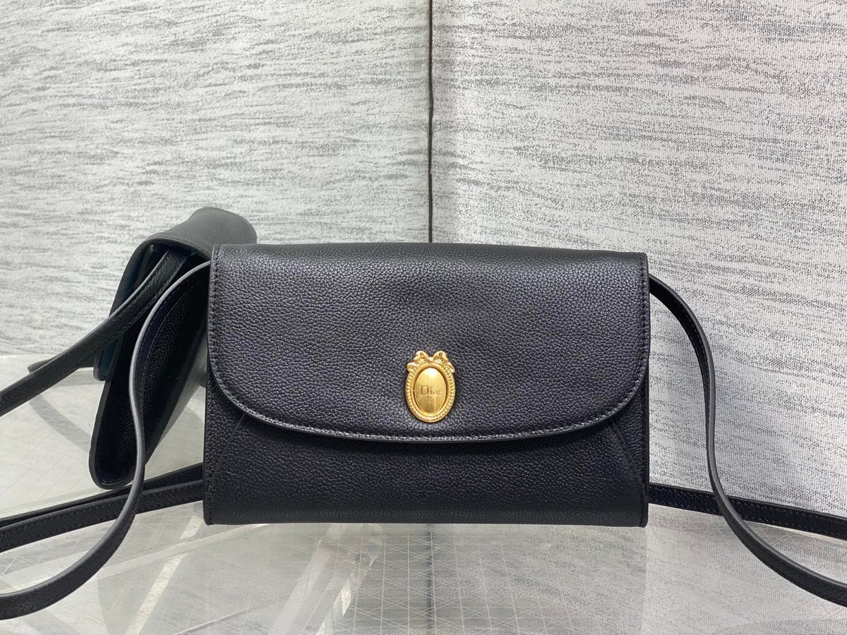 BAG #1879