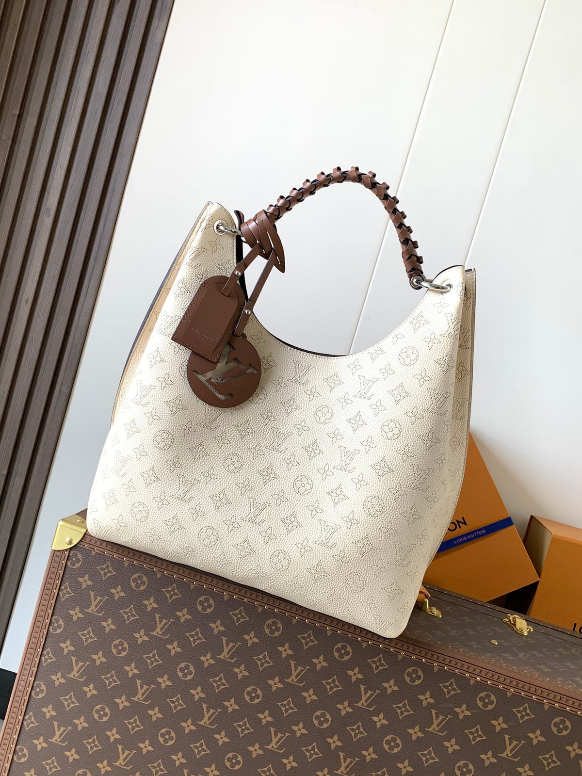 BAG #1929