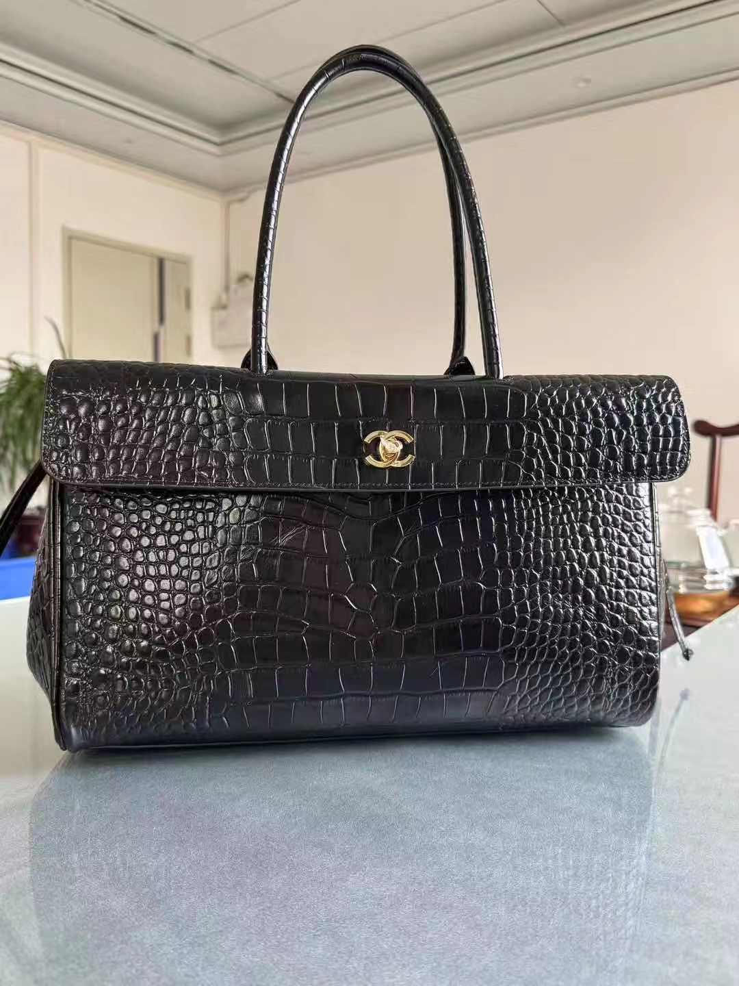 BAG #2040