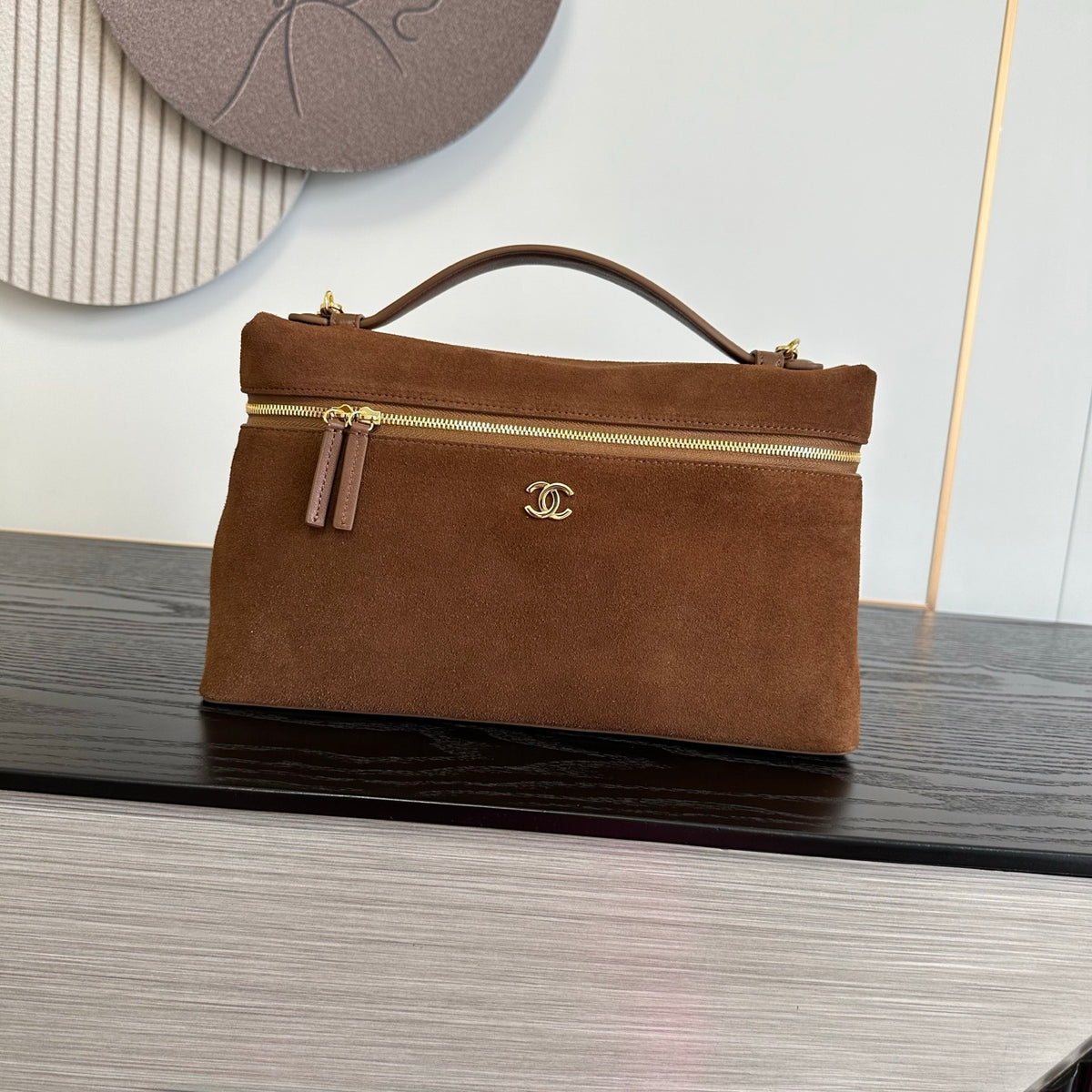 BAG #2082