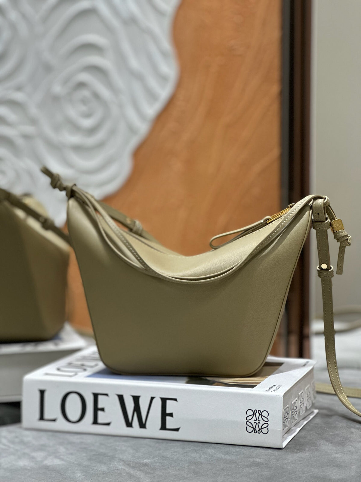 BAG #2105