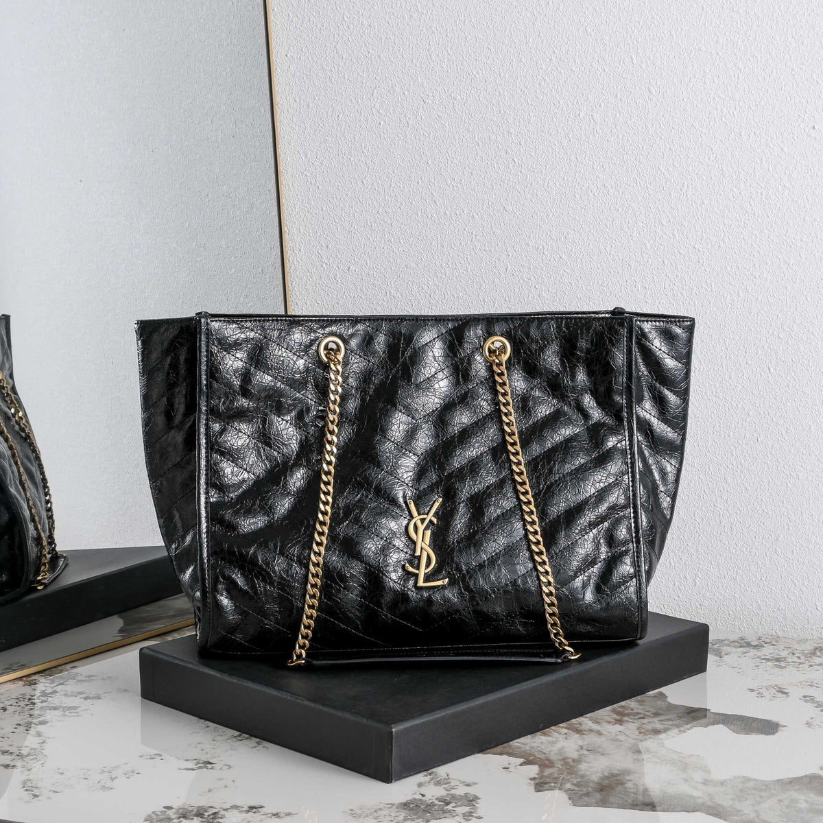 BAG #2190