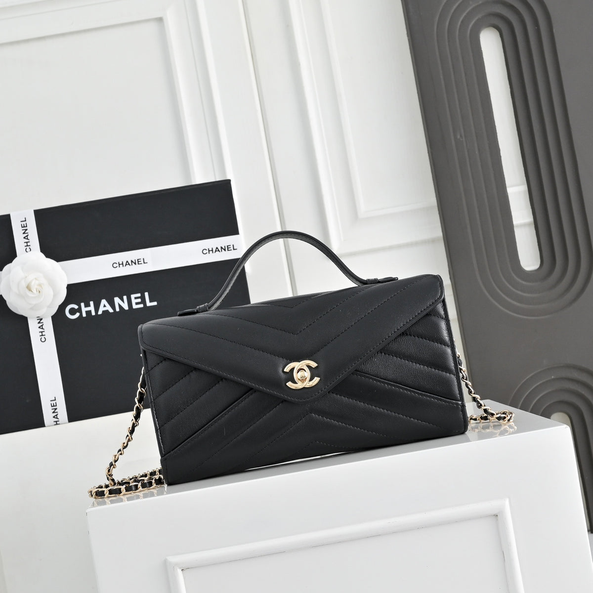 BAG #2207
