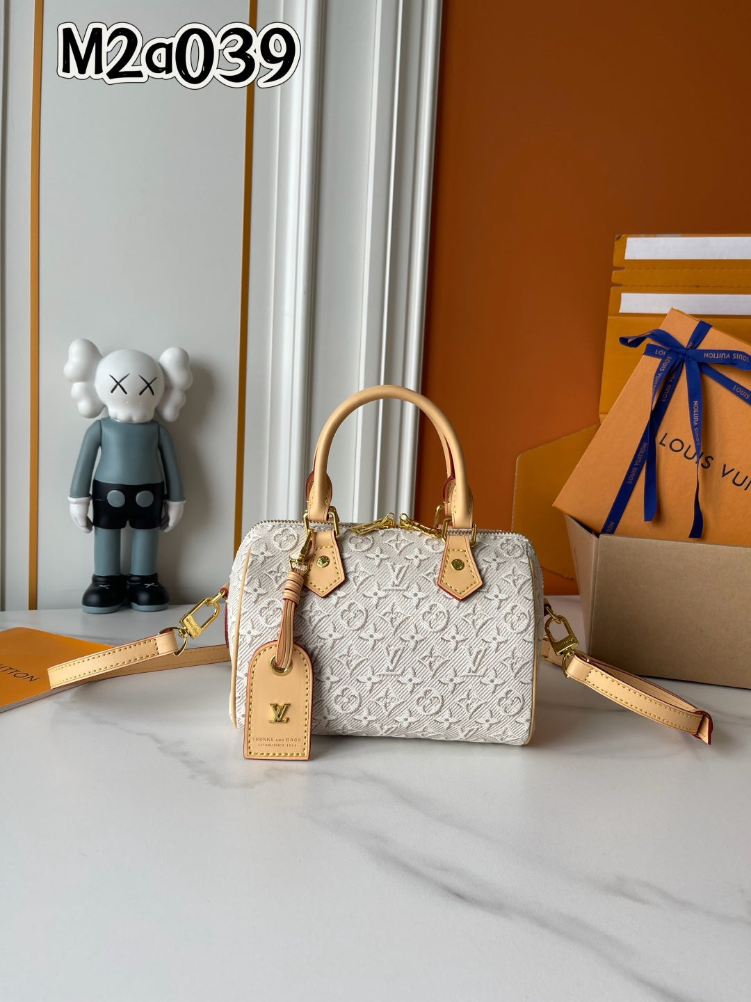 BAG #2215