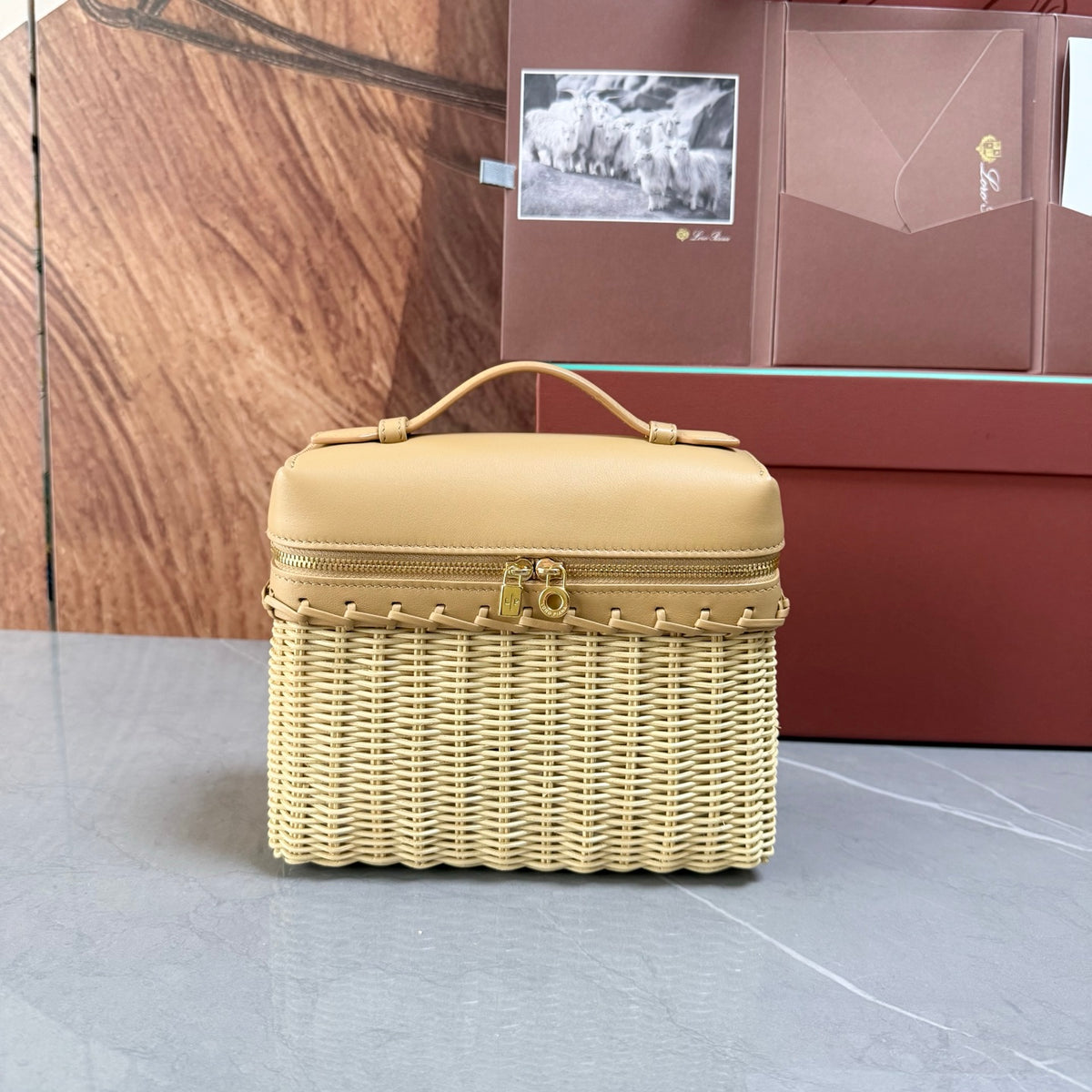 BAG #2362