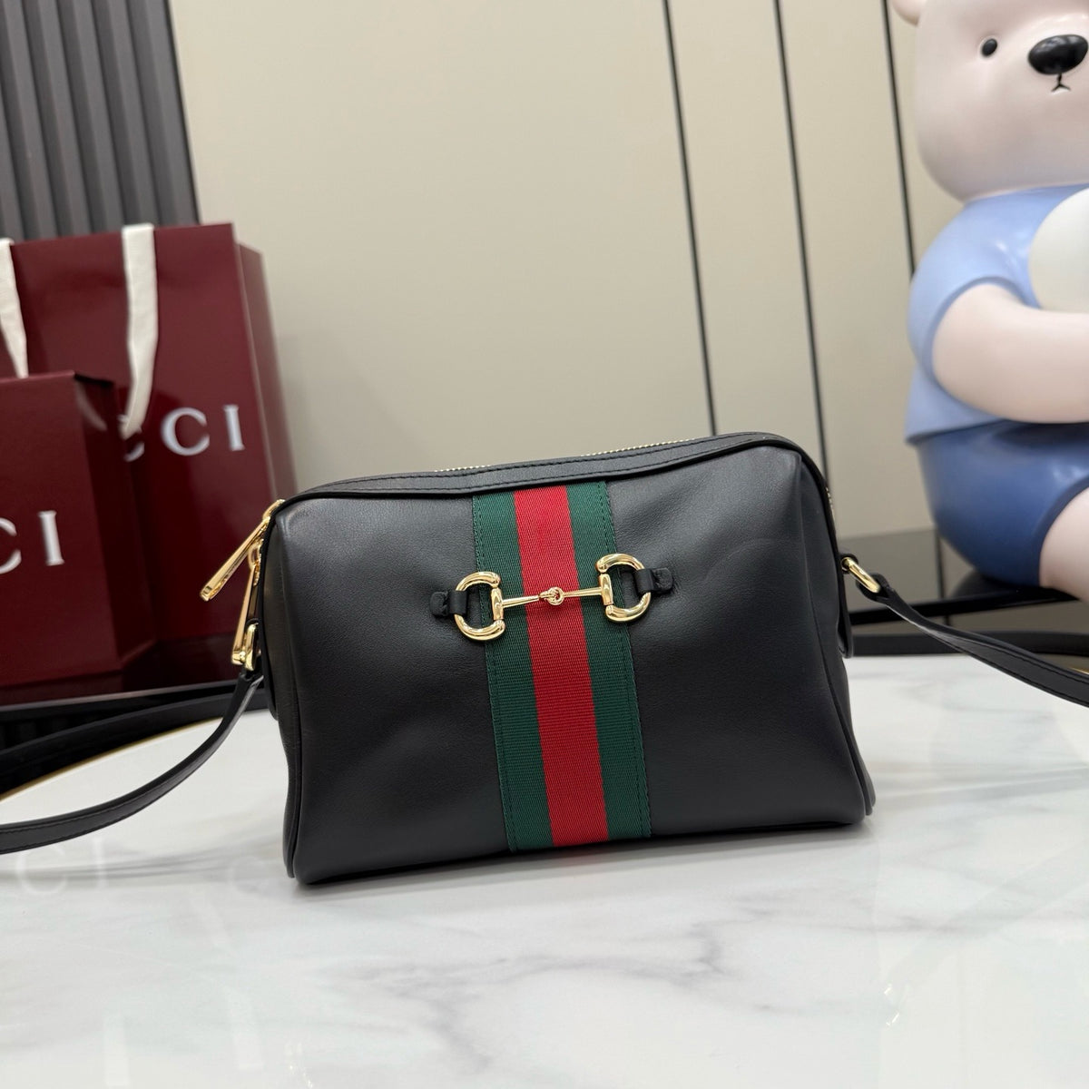 BAG #2569
