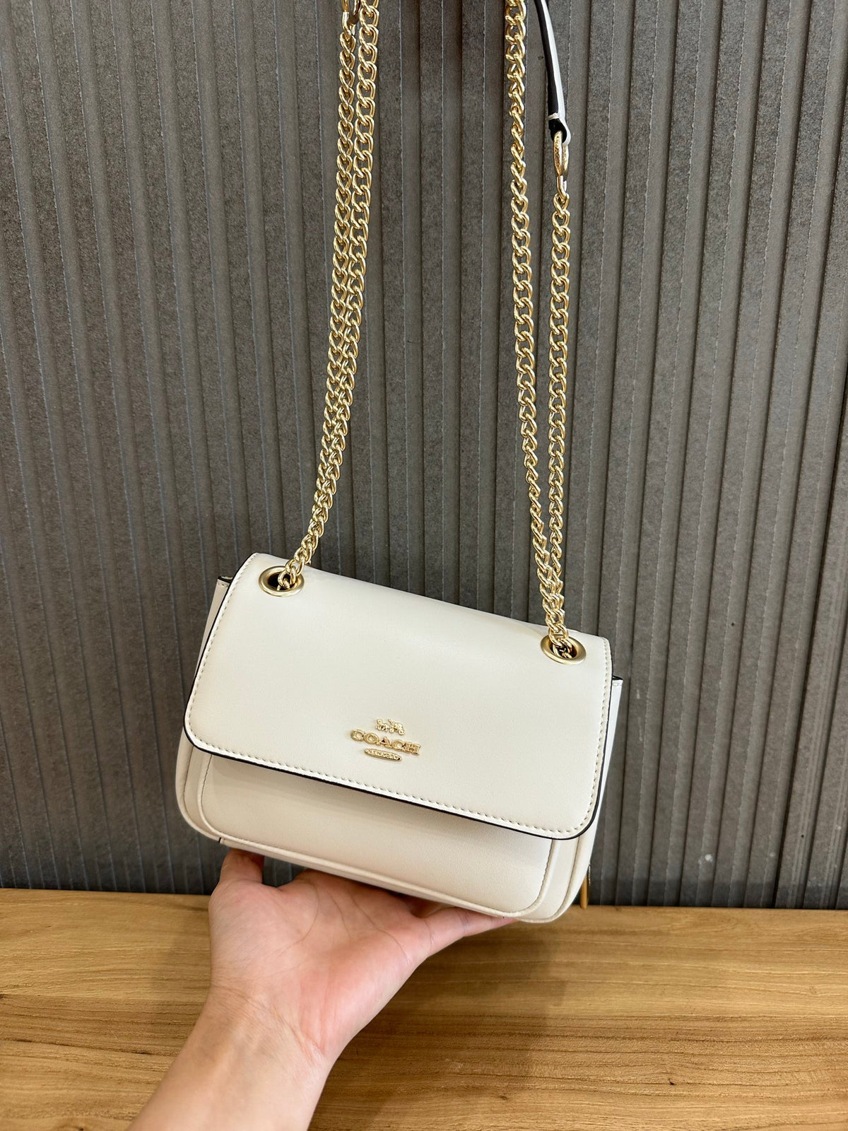 BAG #2606
