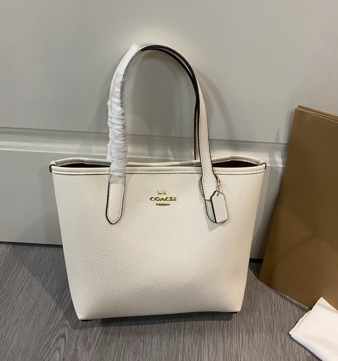 BAG #2689