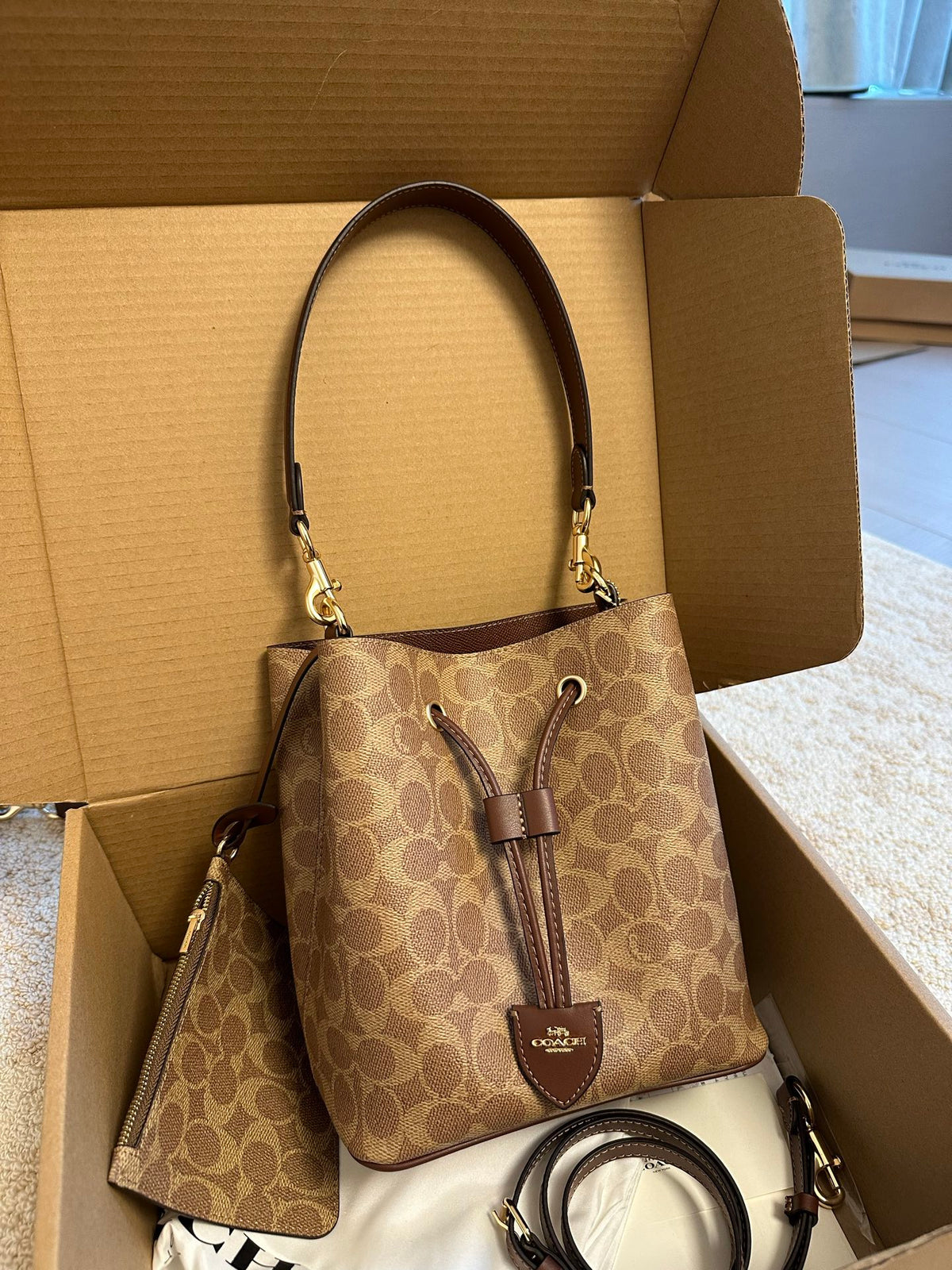 BAG #2828