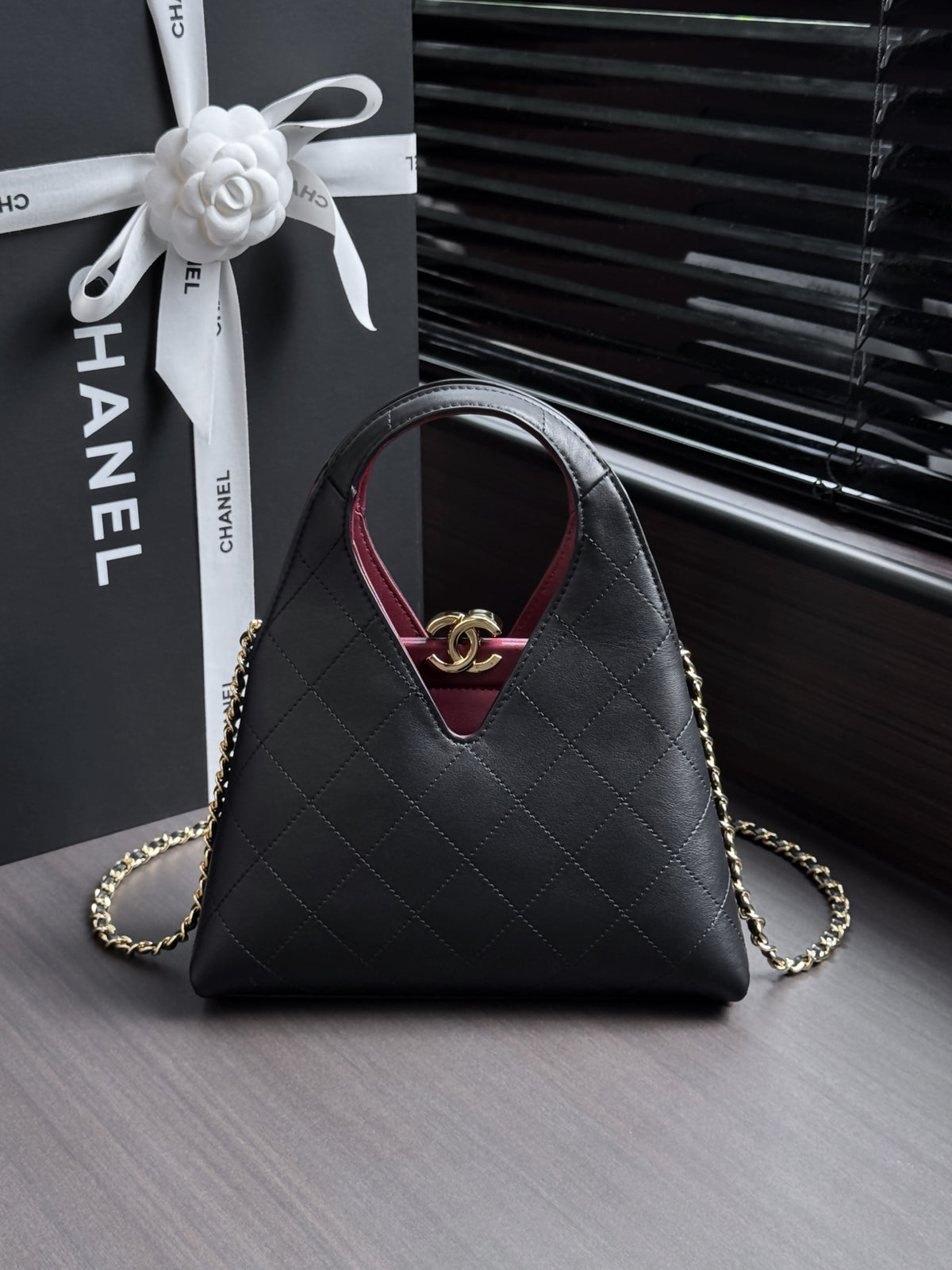 BAG #2884