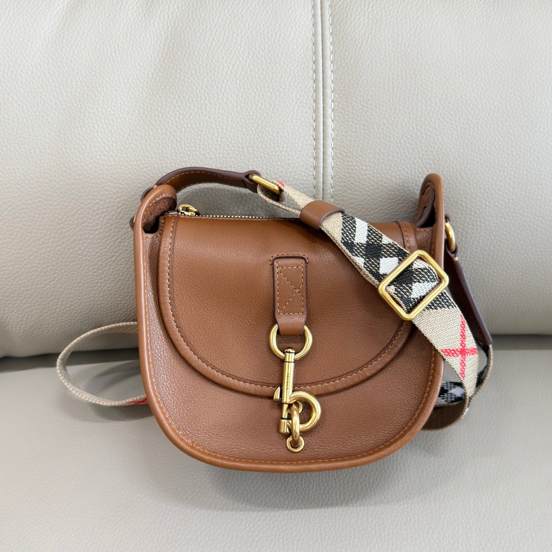 BAG #2910