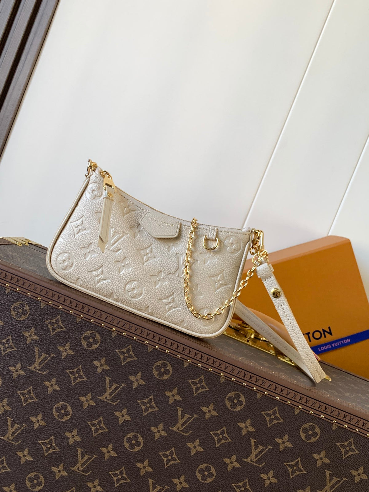 BAG #2983