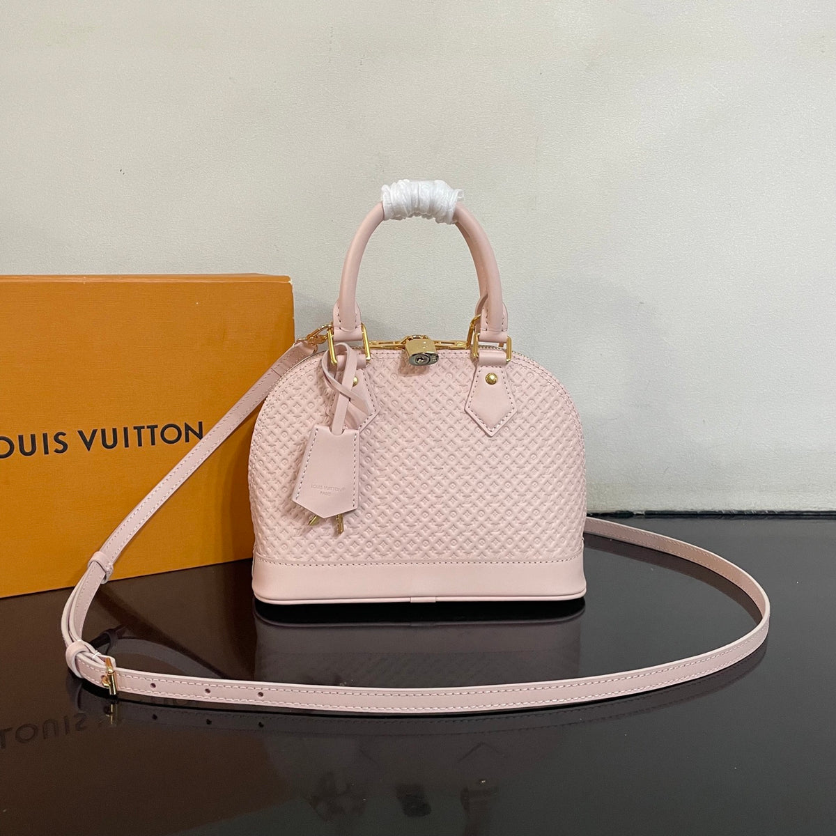 BAG #3664