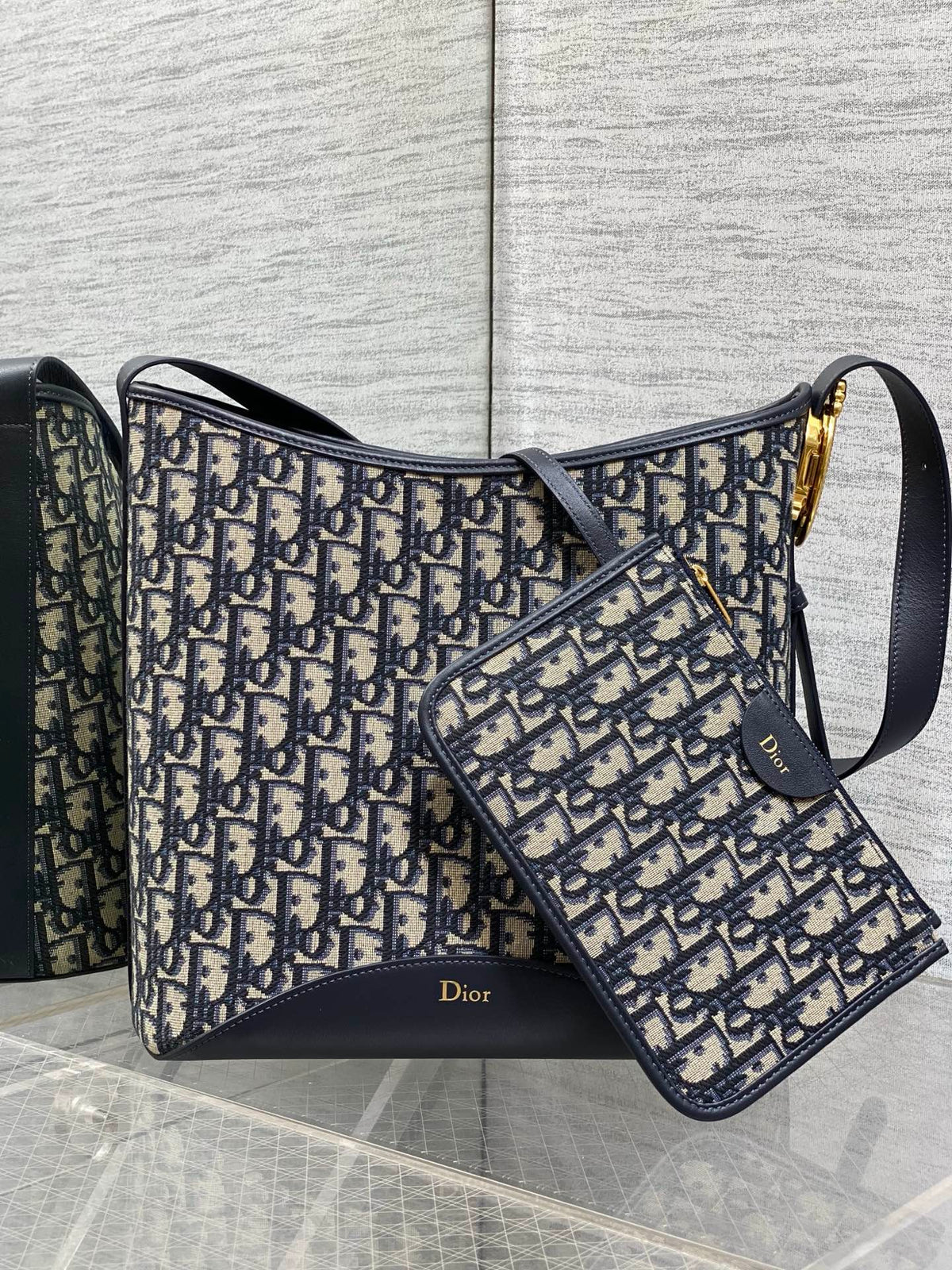 BAG #3688